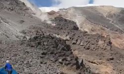 Ağrı Dağı'nda heyelan; dağcılar kayalardan son anda kurtuldu