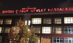 Ankara'da otomobil TIR'a arkadan çarptı: 1 ölü, 1 yaralı
