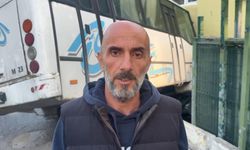 Arnavutköy'de freni tutmayan midibüs bahçeye girdi; sürücü kapısından tuttu ama durduramadı