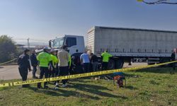 Askeri malzeme taşıyan TIR'la traktör çarpıştı: 1 ölü, 1 yaralı