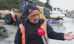 Ayazağa'da sel nedeniyle aracında mahsur kalan sürücü: Araç 1 kilometre sürüklendi