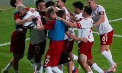 Ayvalıkgücü lider önünde