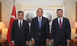 Bakan Ersoy, AK Parti'li İnan ve İzmir Büyükşehir Belediye Başkanı Tugay'ı kabul etti