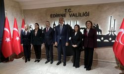 Bakan Ersoy: Kütüphaneleri çoğaltmak, toplumumuzun düşünce dünyasını zenginleştirmektir / Ek fotoğraflar