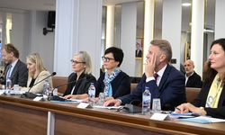Bakan Uraloğlu, AB Komiseri Kos ile bir araya geldi