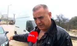 Başakşehir'de dere taştı; araçlar yolda mahsur kaldı: Arabanın içi su dolu
