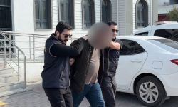 Bıçak tehdidiyle telefon gasbeden şüpheli tutuklandı