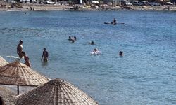 Bodrum'da ekim ayında turistlerin deniz keyfi