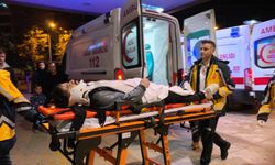 Bursa'da otomobille motosiklet çarpıştı: 2 yaralı