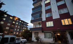 Çift ve 6 yaşındaki oğulları 2'nci kattan düştü; 1 ölü, 2 yaralı