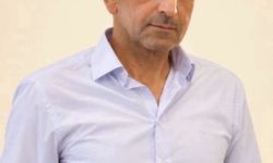 Depremde eşi ve 2 kızını kaybeden işçi, çöken merdivenin altında kalıp öldü/Ek fotoğraf