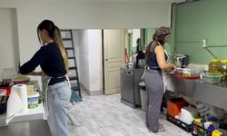 Depremzede anne ve kızı, Hatay'ın yöresel lezzetlerini Ankara'ya taşıdı