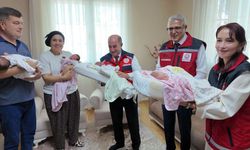 Dördüzleri olan aileye Bakan Göktaş'tan tebrik