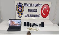 Esenler'de aranan şüpheli kaçmaya çalışırken çatıda yakalandı