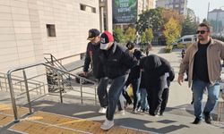 Eskişehir merkezli 5 ilde fuhuş operasyonu; 19 gözaltı