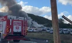 Eyüpsultan'da yediemin otoparkında yangın -1