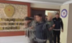 Fatih'te göçmen kaçakçılığı ve resmi belgede sahtecilik operasyonu: 2 tutuklama