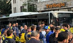 Fenerbahçeli taraftarlar, Rams Park'a gitmek için toplandı