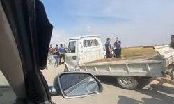 Hafif ticari araç önce belediye personeline, ardından kamyonete çarptı: 1 ölü, 2 yaralı