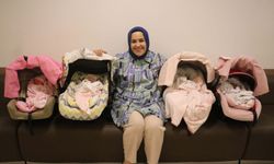 İkinci çocuk isterken, dördüzleri oldu