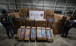 İstanbul'da 310,5 milyon liralık kaçak elektronik sigara ele geçirildi
