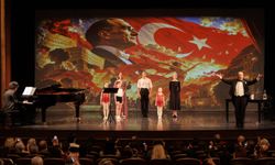 İstanbul'da 'Atatürk ve Sanat' gösterisi Cumhuriyet Bayramı'nda sahnelendi