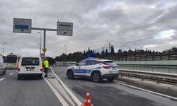 İstanbul'da Cumhuriyet Bayramı tören provası nedeniyle bazı cadde ve yollar trafiğe kapatıldı / Görüntü eklendi