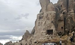 Kapadokya'da peribacasından kopan kayalar düştü; 2 ölü, 1 yaralı / Ek fotoğraflar