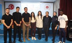 Kayserisporlu futbolculardan Çocuk ve Gençlik Kapalı Ceza İnfaz Kurumu'na ziyaret