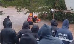 Kocaeli'de sağanak nedeniyle ev ve iş yerlerini su bastı (6)