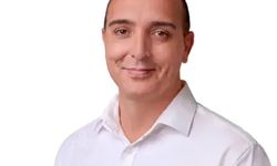 Konyaaltı Belediye Başkanı, Yeni Parti'ye katıldı