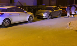 Küçükçekmece'de iş yerinin önünde silahlı saldırıya uğrayan kişi ağır yaralandı