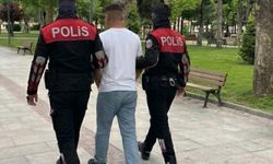 Manisa'da 152 yıl hapis cezasıyla aranan 17 yaşındaki firari yakalandı