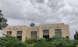 Mersin'de Büyükşehir ve 2 ilçe belediyesine operasyon; Vahap Seçer dahil, 59 gözaltı (2)