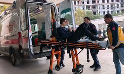 Motosikletin tekerini tamir etmeye çalışırken parmağı koptu