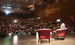 Nobel ödüllü Aziz Sancar, Diyarbakır'da öğrencilerle buluştu