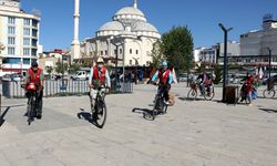 Öldürülen kız çocukları için Diyarbakır'dan İran'a pedal çeviriyorlar