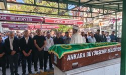 Otomobilin çarptığı Muhammed toprağa verildi