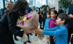Özbekistan Cumhurbaşkanlığı İdaresi Başkanı Mirziyoyeva'dan YETEV Okullarına ziyaret