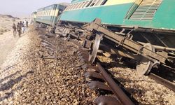 Pakistan'da tren kazası: 5 ölü