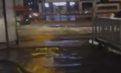 Pendik'te alt geçidi su bastı -1