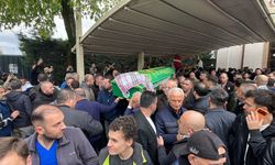 Peribacasından kopan kayaların altında kalan çift toprağa verildi