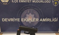 Polis takibiyle üzerindeki korsede tabancayla yakalanan alkollü sürücüye 250 bin lira ceza
