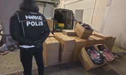 Sultanbeyli'de minibüste 1 milyon 642 bin adet sentetik ecza hapı ele geçirildi