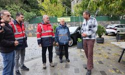 Sultangazi'de ekiplerin yağış mesaisi