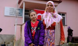 Tek öğrencisi olan okulda tören; 'İşte Cumhuriyet tam olarak budur'