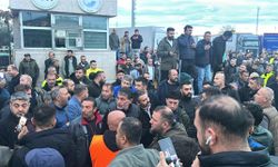 TIR şoförleri, Schengen vizesi sürecinde yaşadıkları sorunları dile getirmek için kontak kapattı