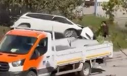 Tuzla'da otomobil ile hafif ticari araç çarpıştı: 2 yaralı