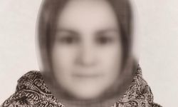 Ümraniye'de ayrılığı kabullenemedi; eski sevgilisinin minibüsünün camlarını ve aynalarını kırdı