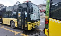 Üsküdar'da 2 İETT otobüsü çarpıştı: 4 yaralı